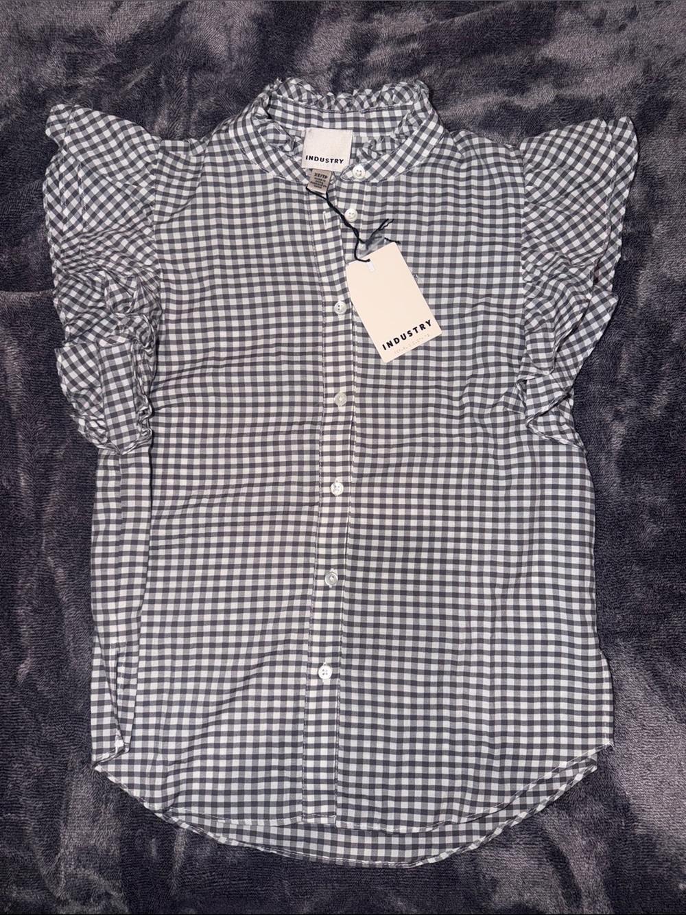 INDUSTRY Gingham Ruffle Sleeve Button-Up Top in Gray & White